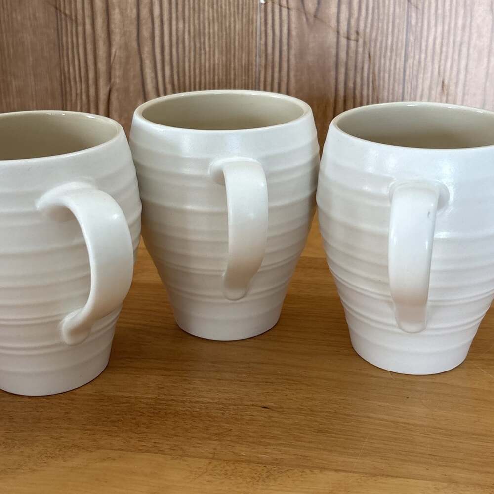 Mikasa Swirl White Tonal Set of 3 Coffee Mugs Ivory Matte Cream - Picture 3 of 8